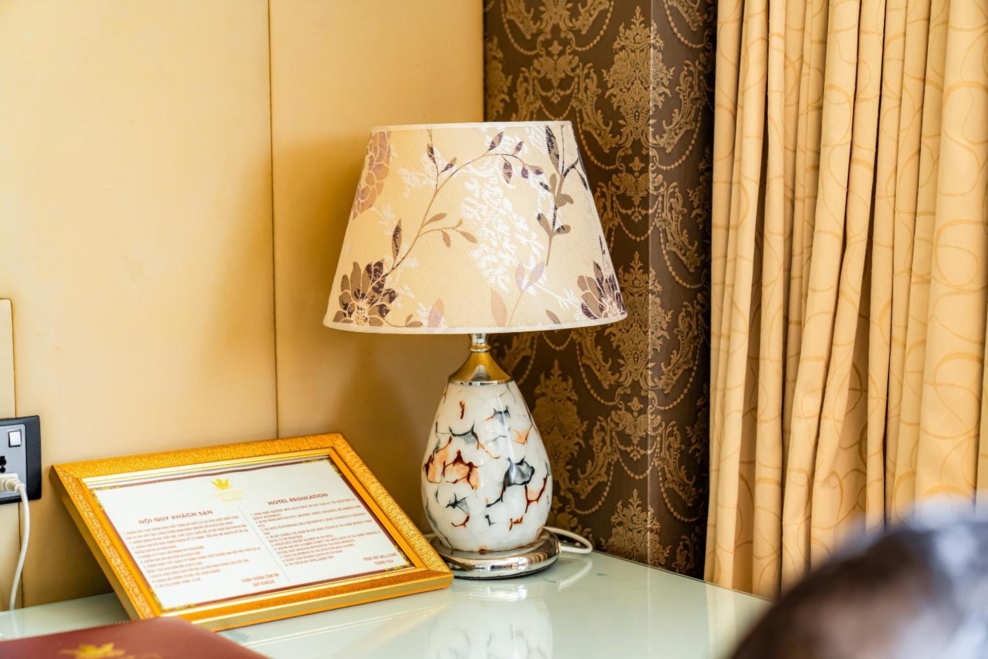 Hoang Trieu Hotel Ho Chi Minh City Bagian luar foto