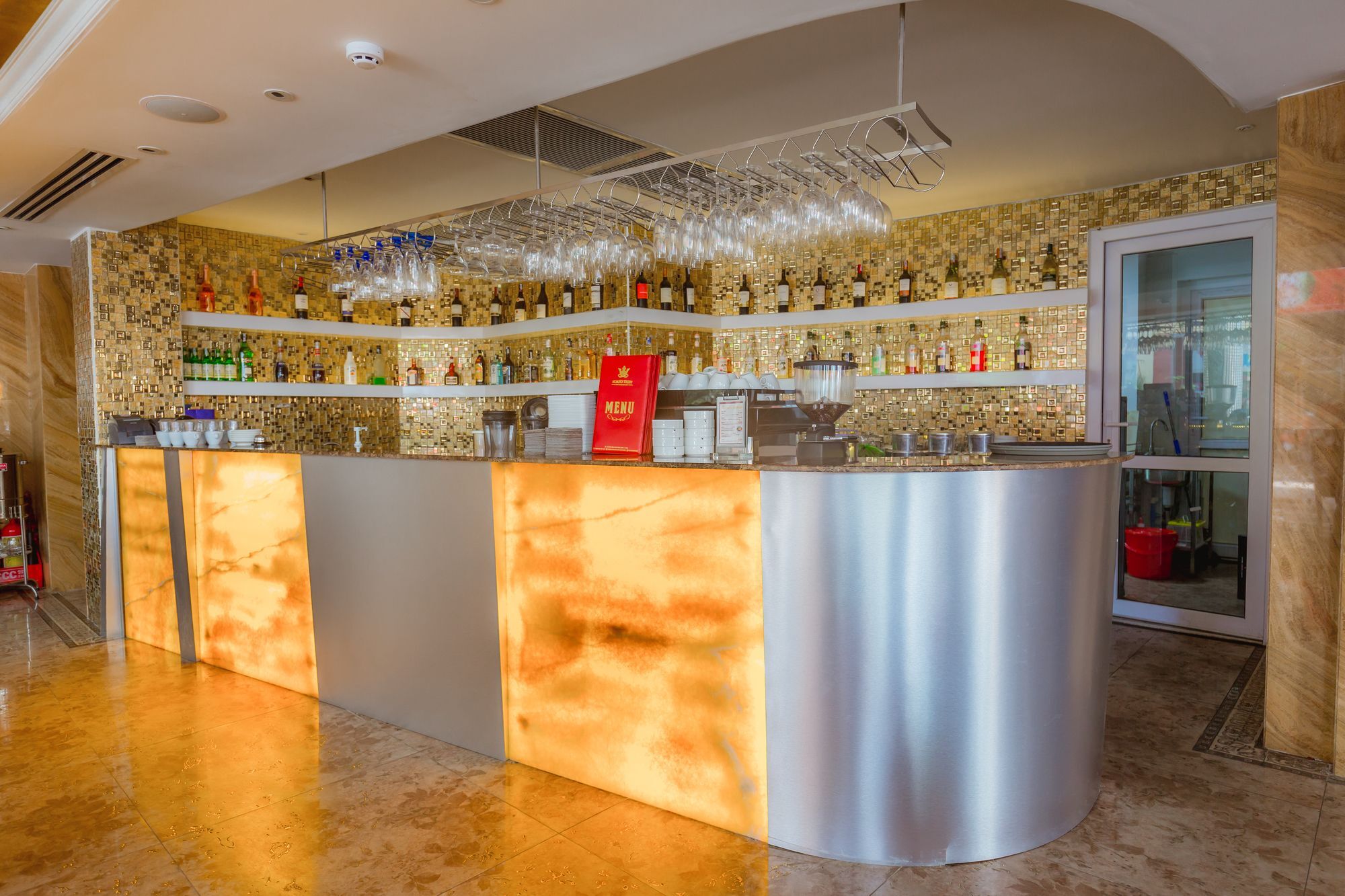Hoang Trieu Hotel Ho Chi Minh City Bagian luar foto